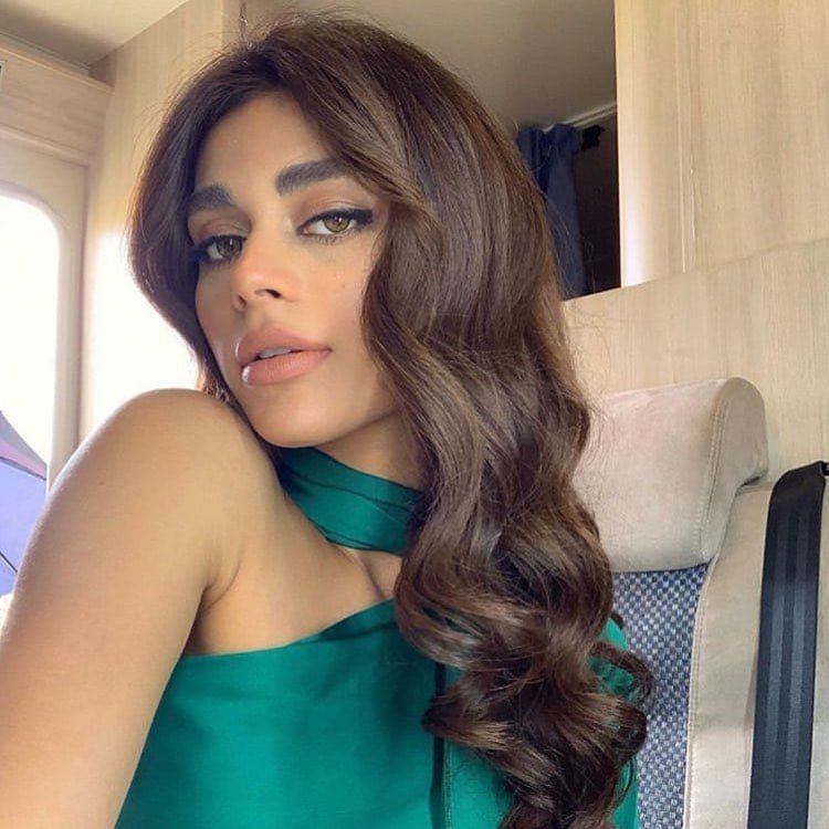 5. Rectangle Eyebrows